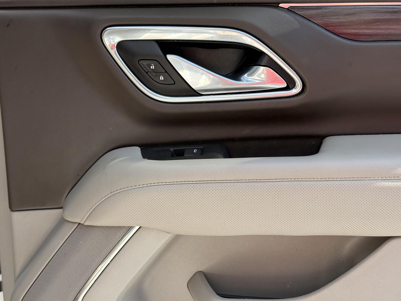 GMC Yukon SLT 2WD 2021