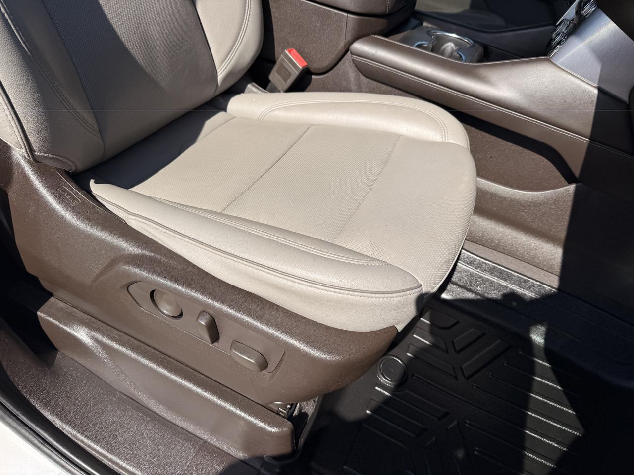 GMC Yukon SLT 2WD 2021