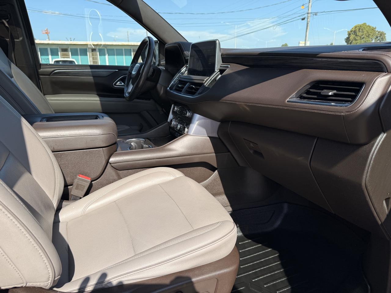 GMC Yukon SLT 2WD 2021