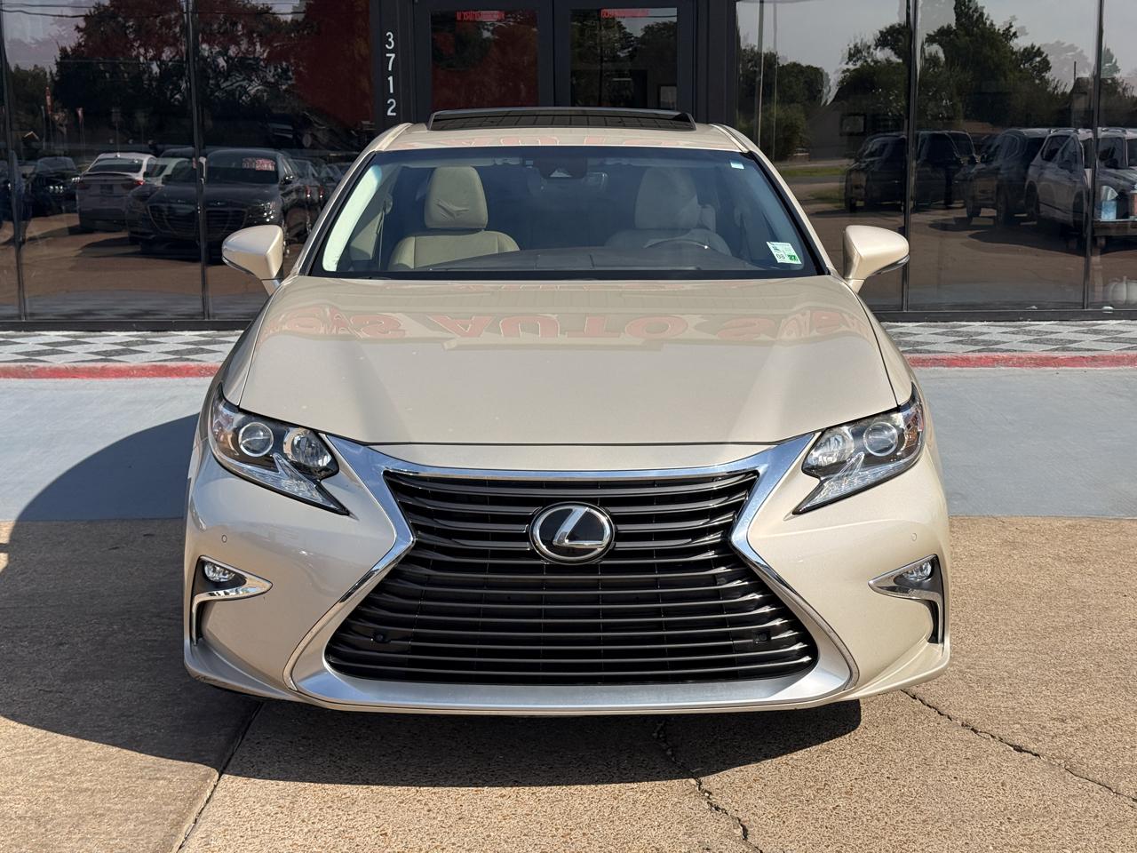 Lexus ES 350 Sedan 2016