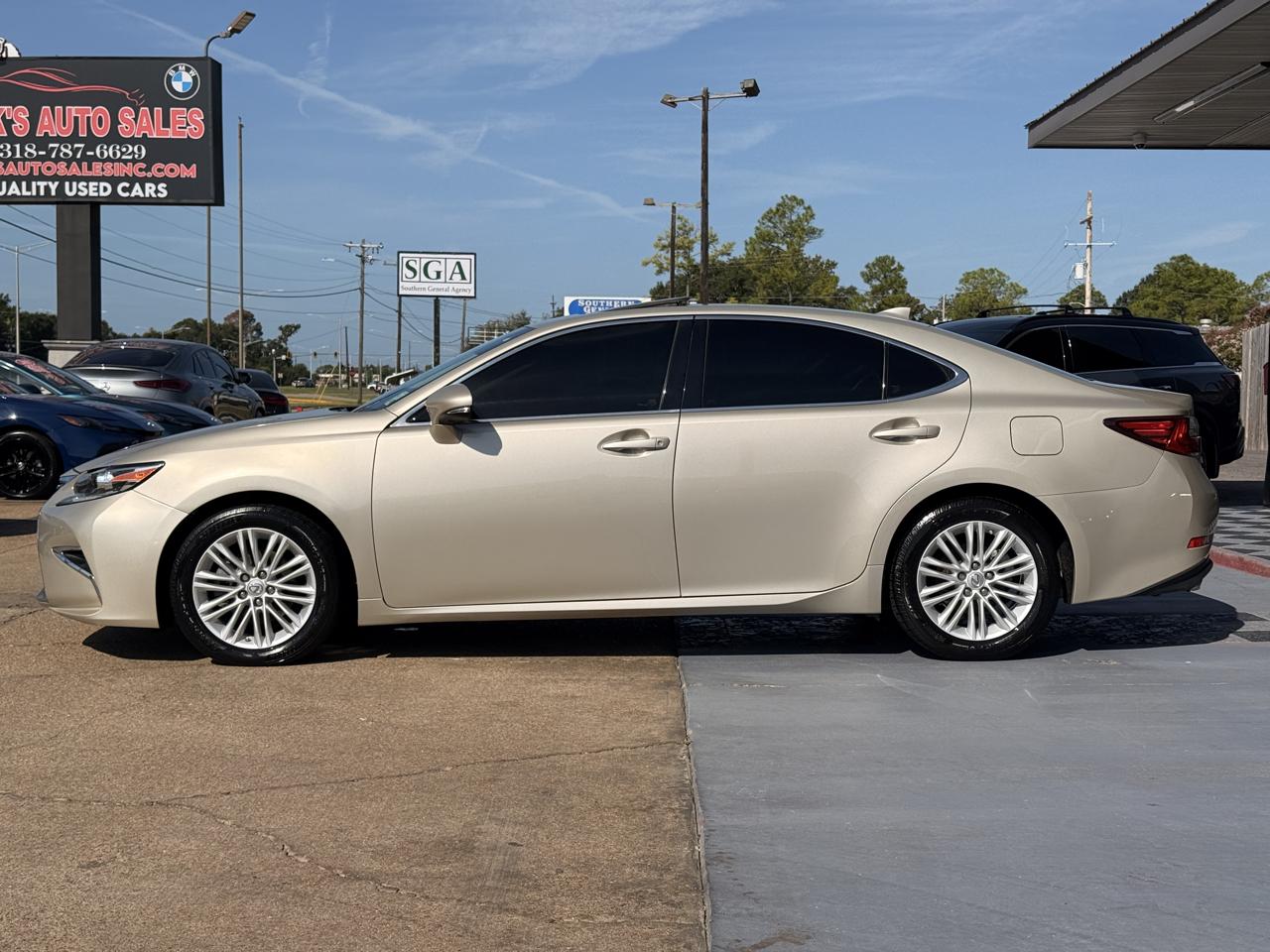 Lexus ES 350 Sedan 2016