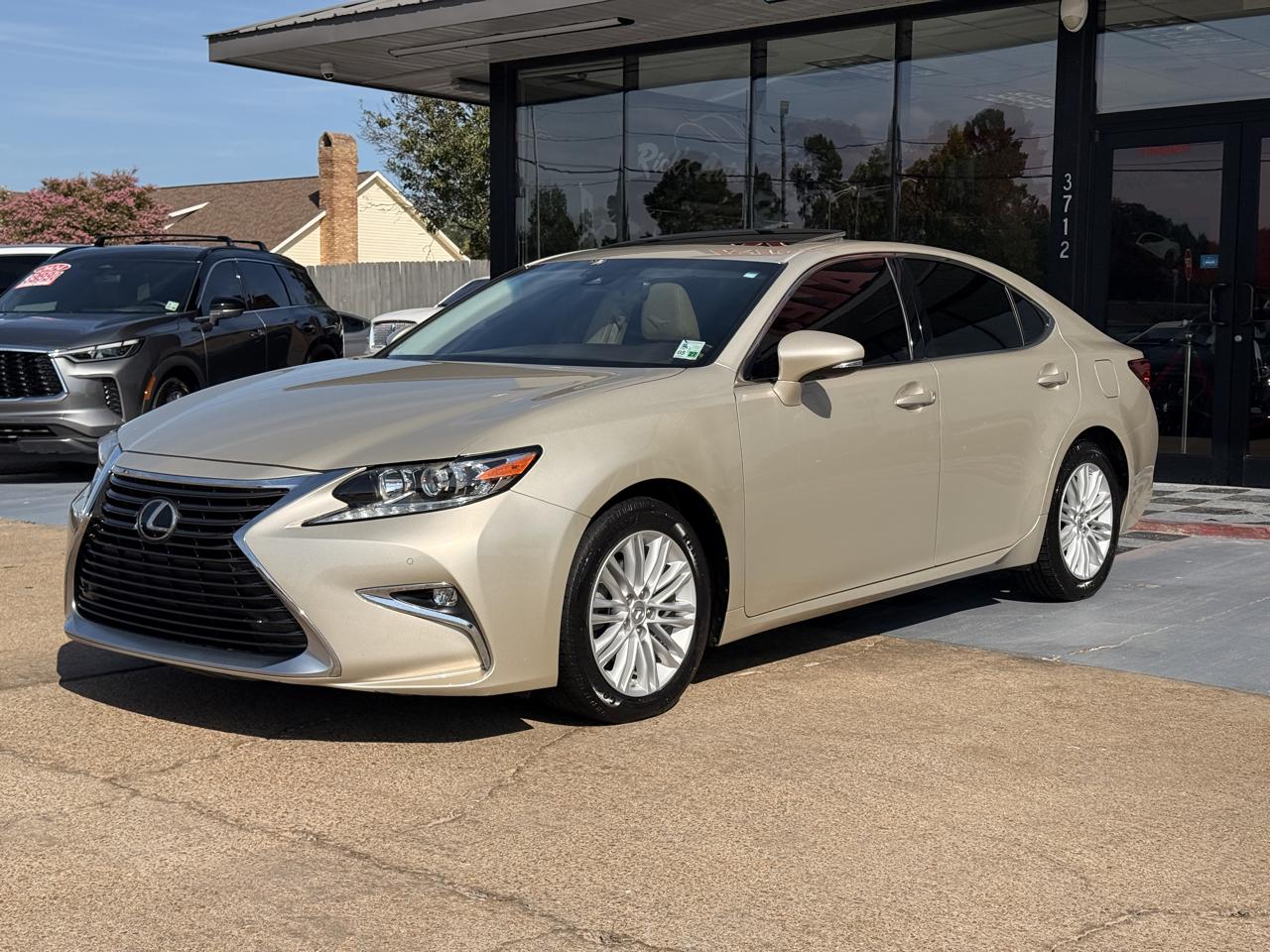 Lexus ES 350 Sedan 2016