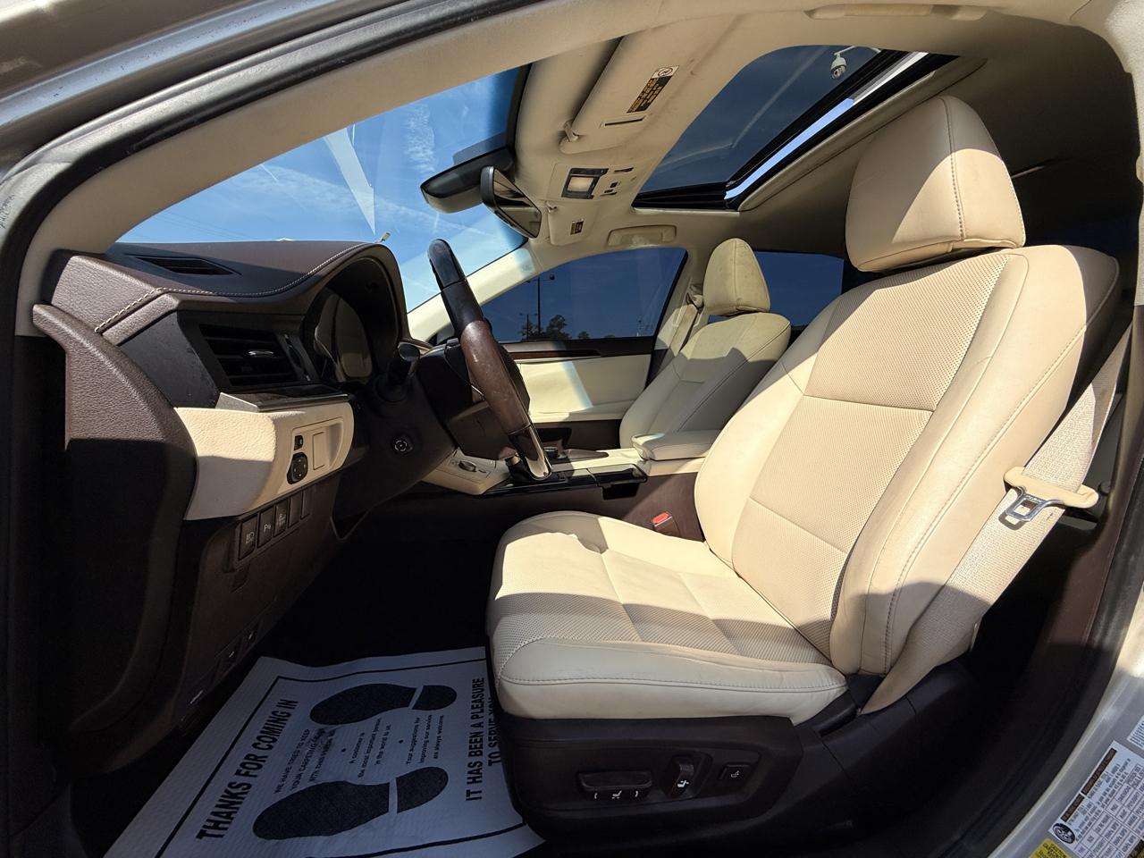 Lexus ES 350 Sedan 2016