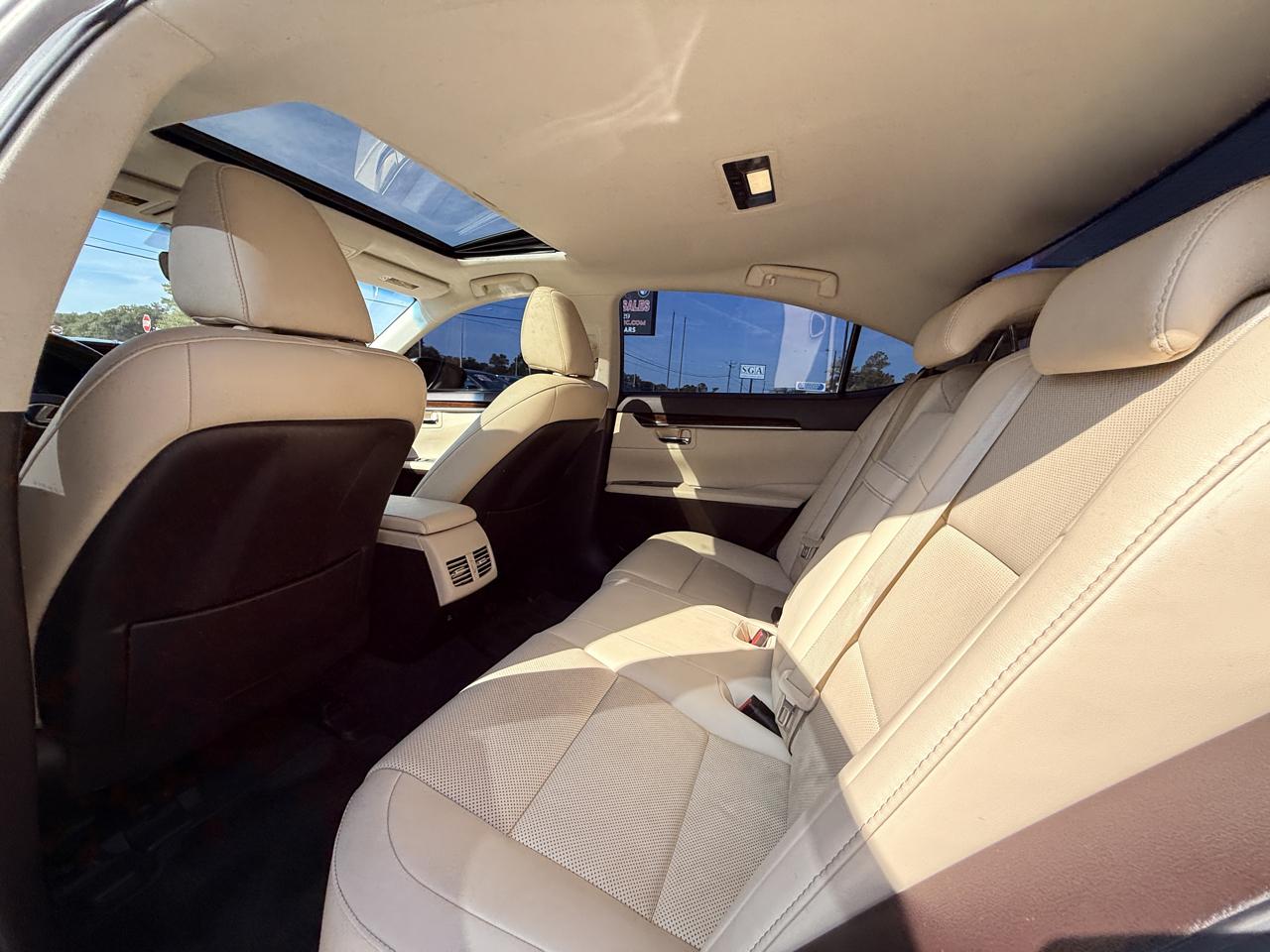 Lexus ES 350 Sedan 2016