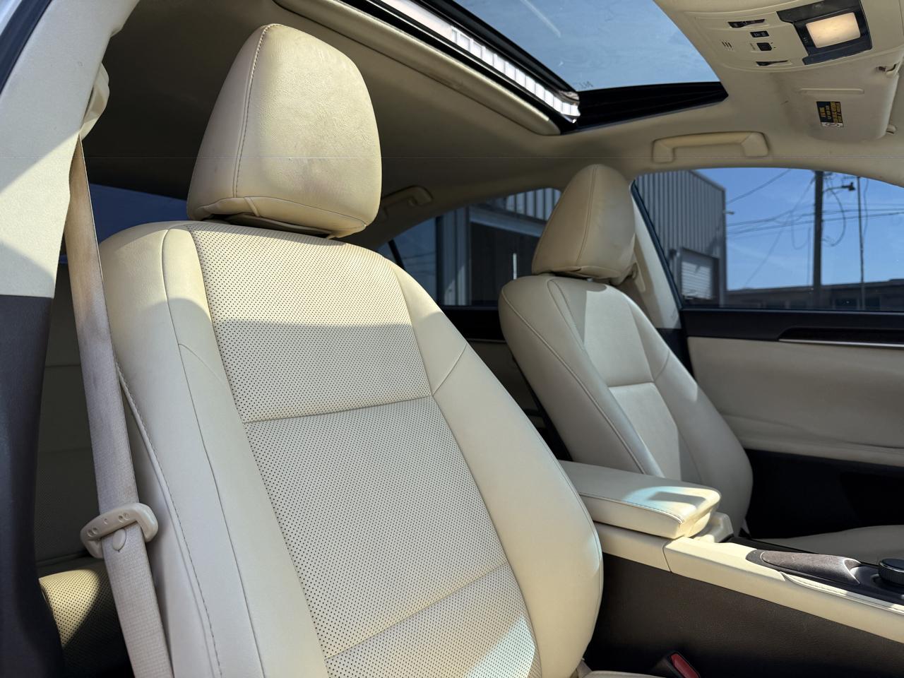 Lexus ES 350 Sedan 2016