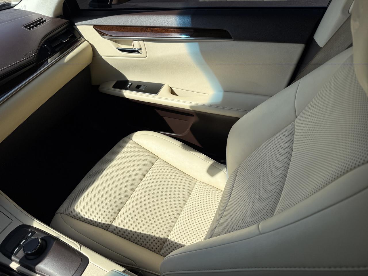 Lexus ES 350 Sedan 2016