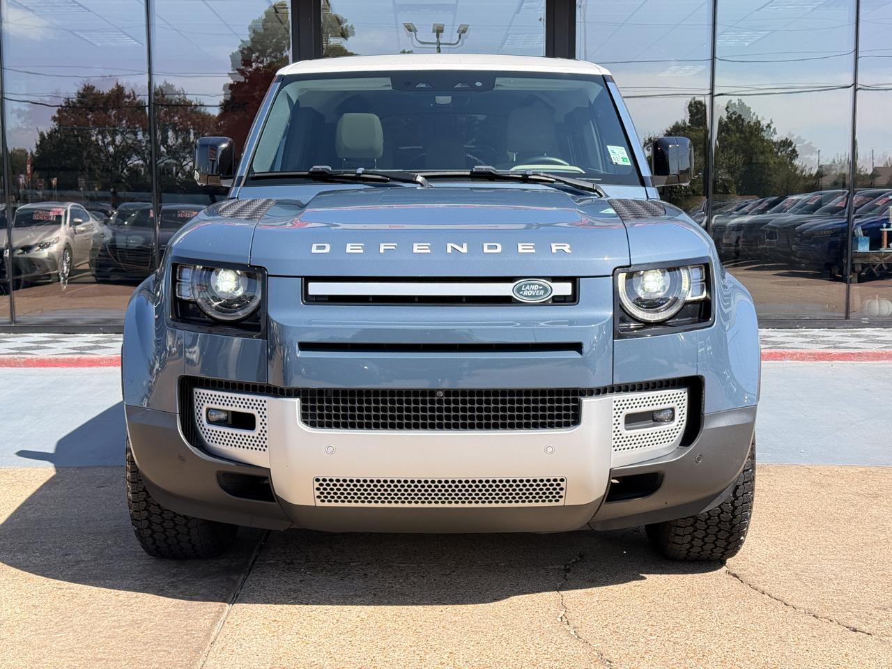 Land Rover Defender P300 110 S 2024