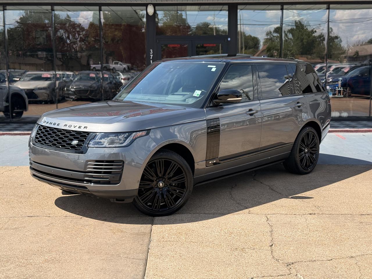 Land Rover Range Rover Supercharged LWB 2019