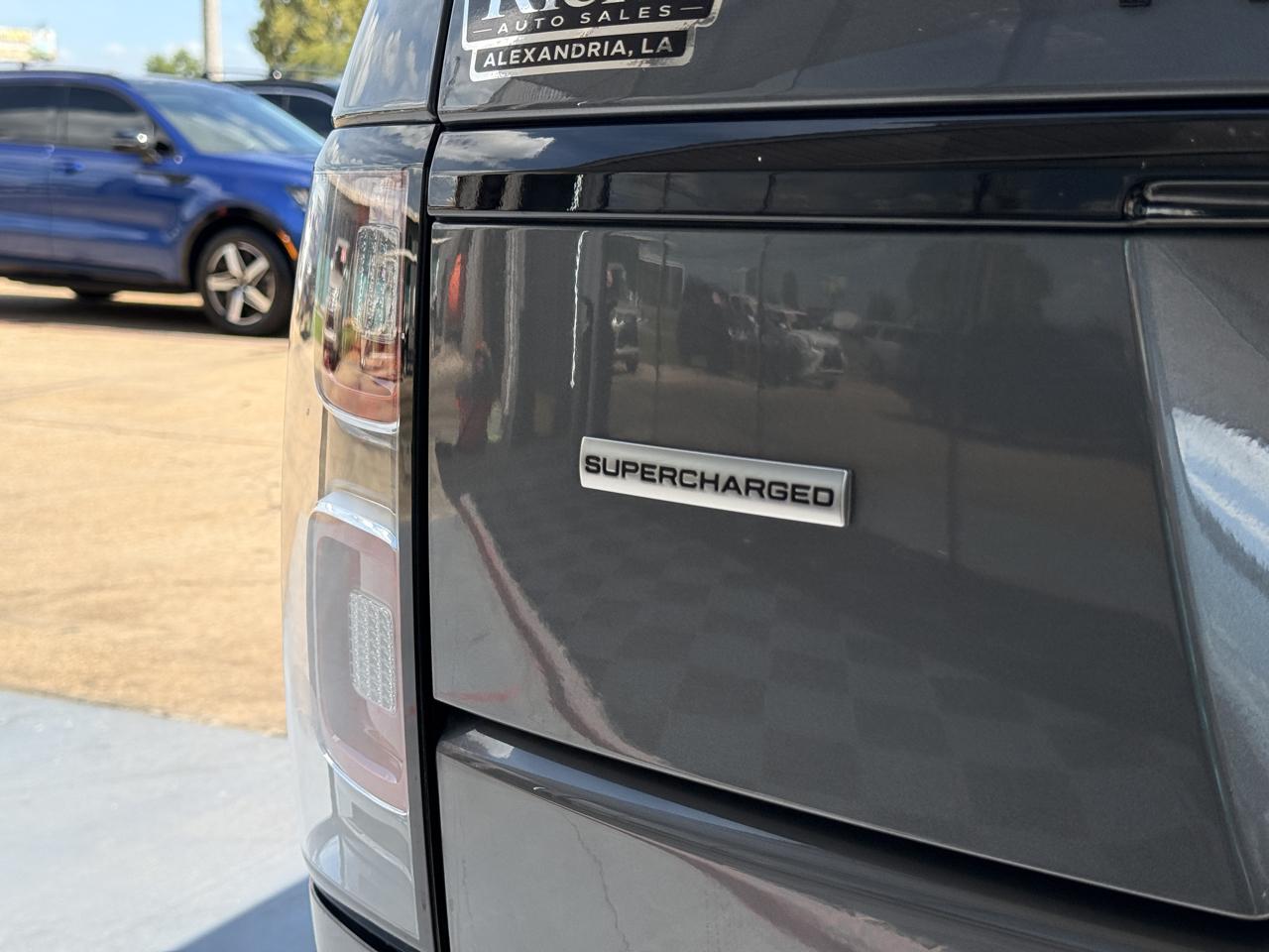 Land Rover Range Rover Supercharged LWB 2019