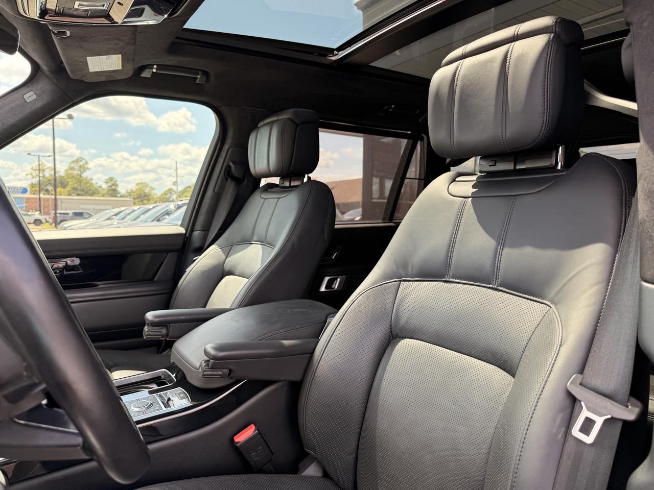 Land Rover Range Rover Supercharged LWB 2019