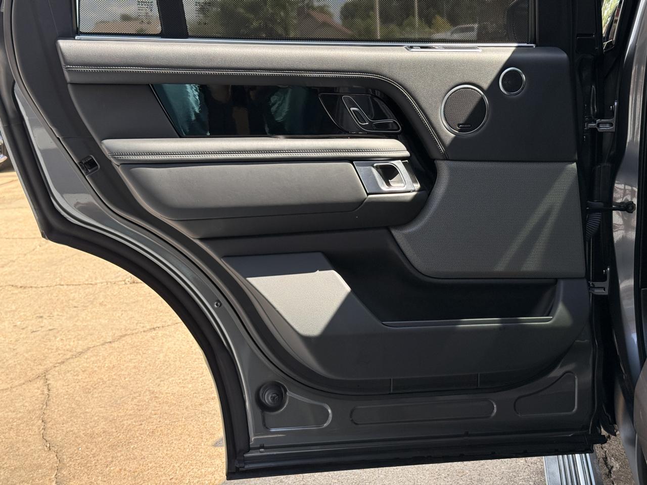 Land Rover Range Rover Supercharged LWB 2019