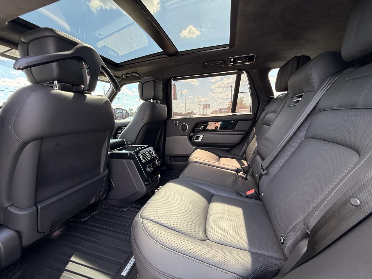 Land Rover Range Rover Supercharged LWB 2019