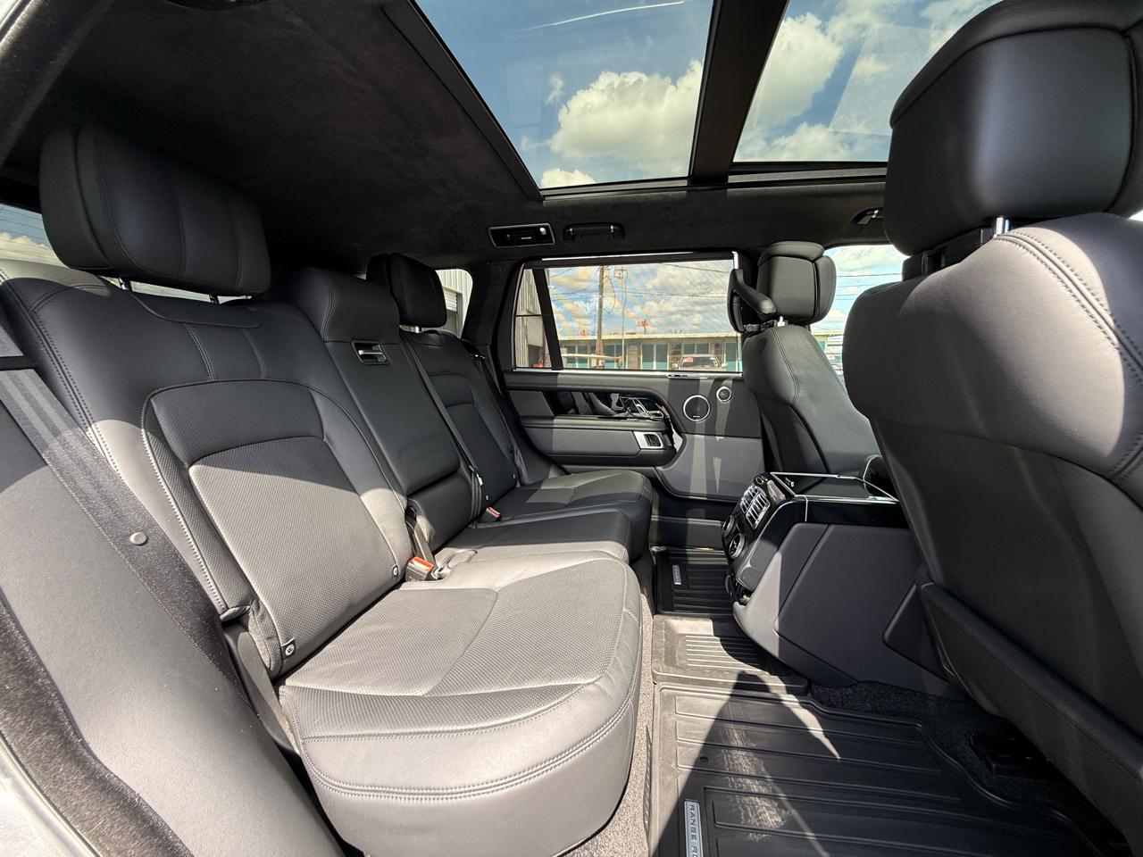 Land Rover Range Rover Supercharged LWB 2019