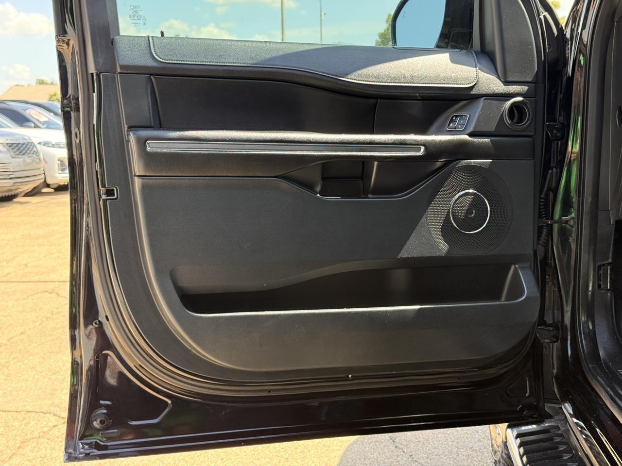Ford Expedition MAX XLT 4WD 2019