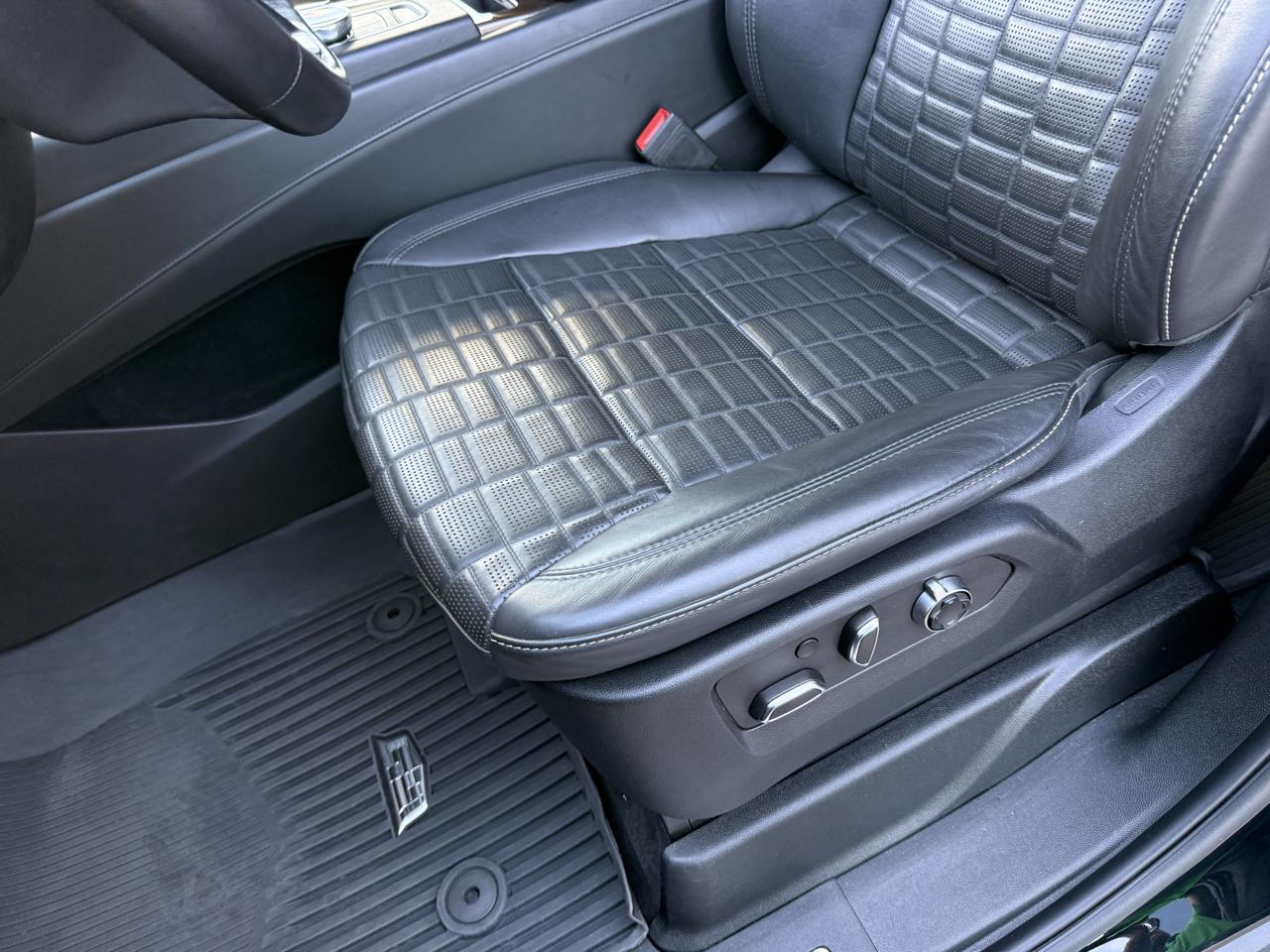 Cadillac Escalade Sport Platinum AWD 2023