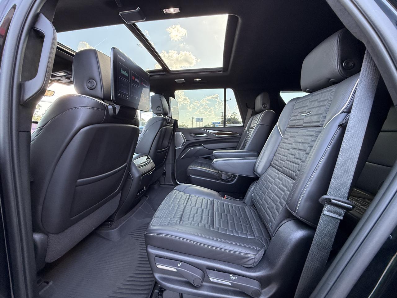 Cadillac Escalade Sport Platinum AWD 2023