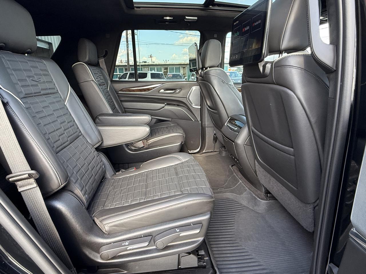 Cadillac Escalade Sport Platinum AWD 2023