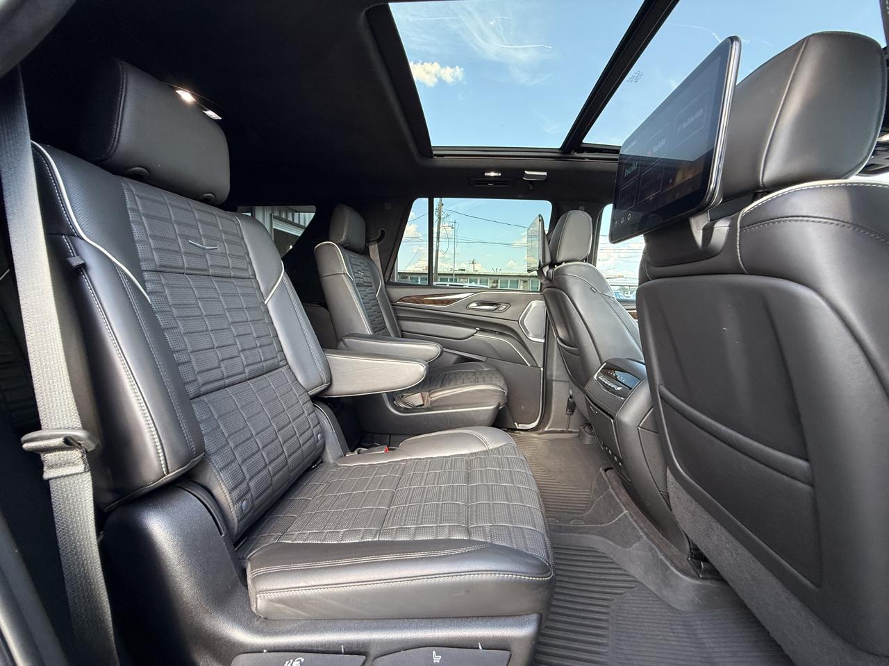 Cadillac Escalade Sport Platinum AWD 2023