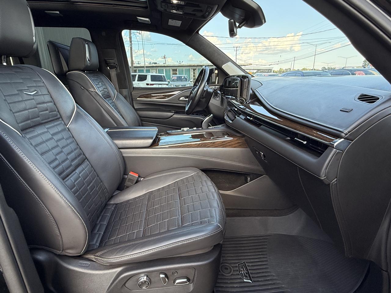 Cadillac Escalade Sport Platinum AWD 2023