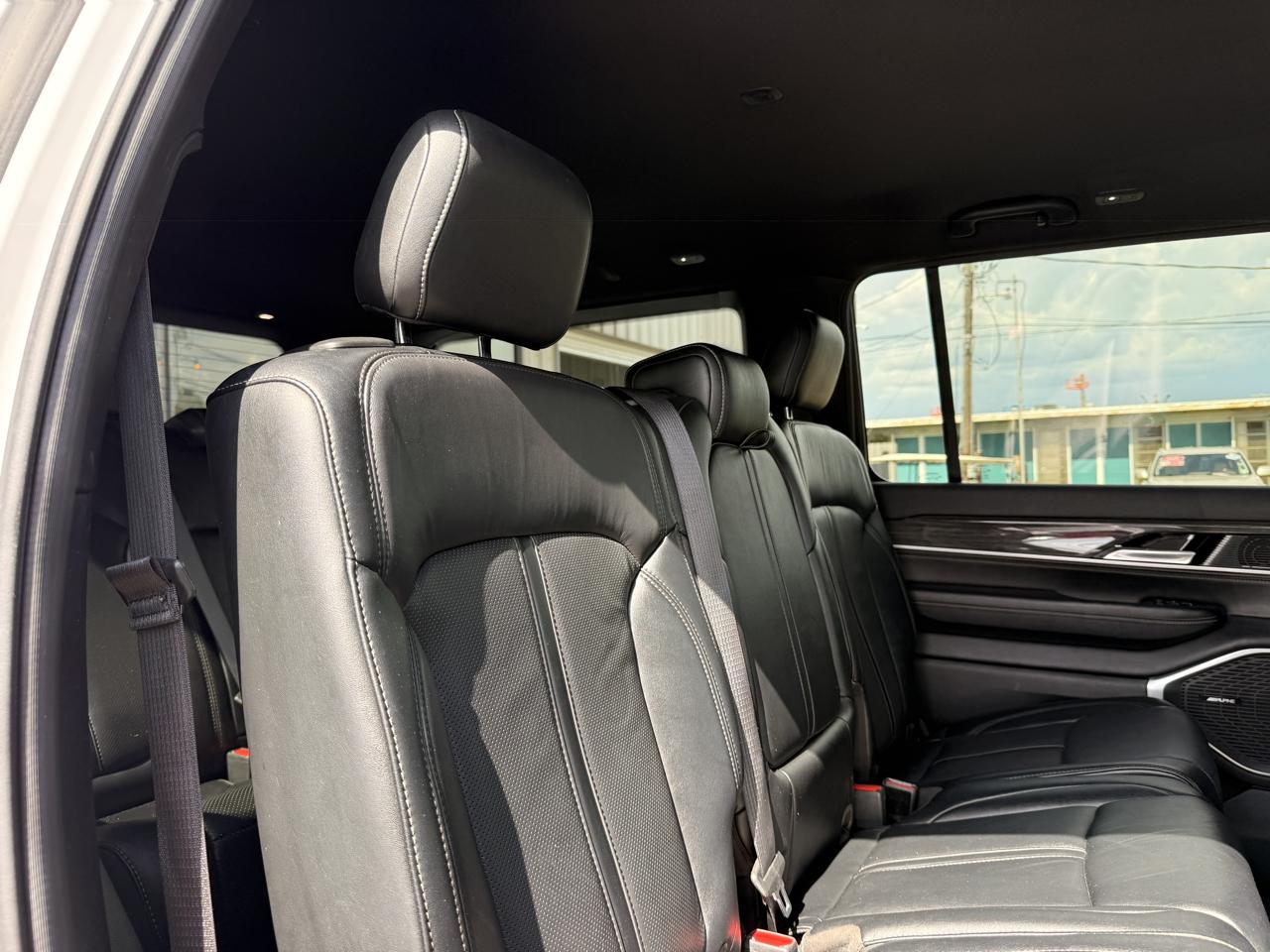 Jeep Wagoneer Series III 4WD 2022