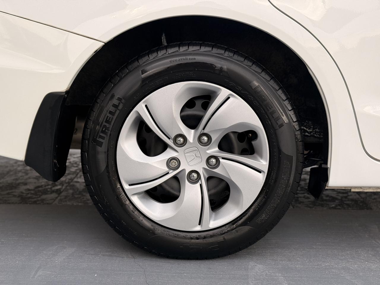 Honda Civic LX 2014