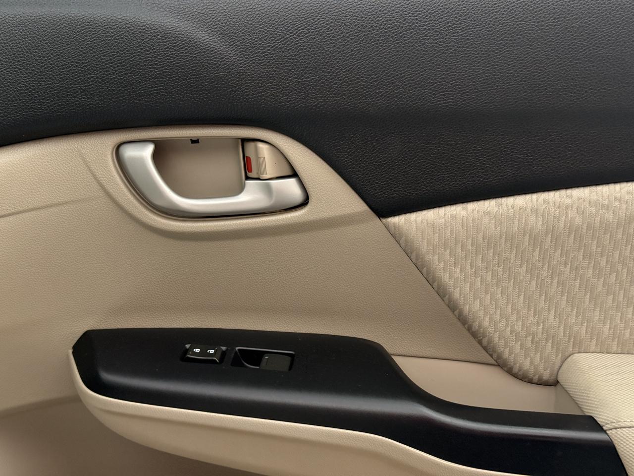 Honda Civic LX 2014