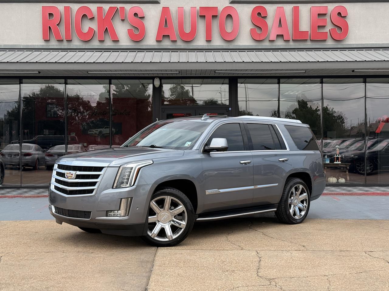 2018 Cadillac Escalade Luxury 2WD