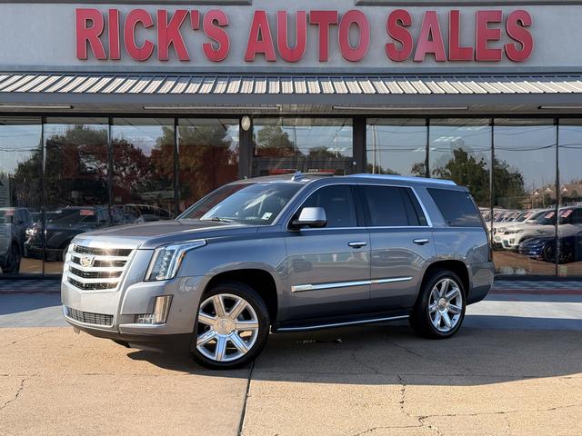Gray 2018 Cadillac Escalade SUV / Crossover Rear-Wheel Drive Automatic