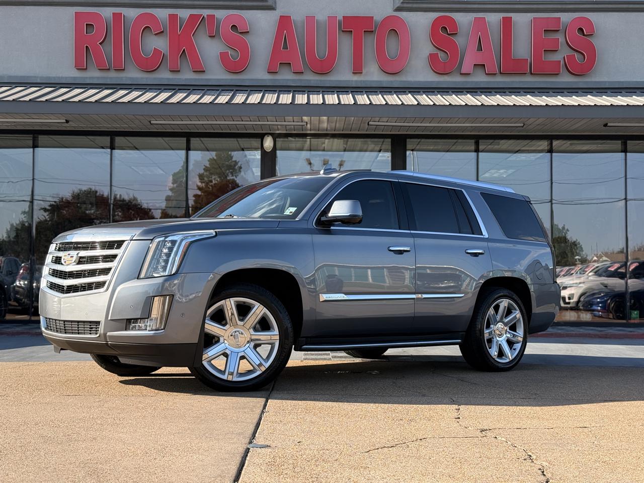 Cadillac Escalade photo 5