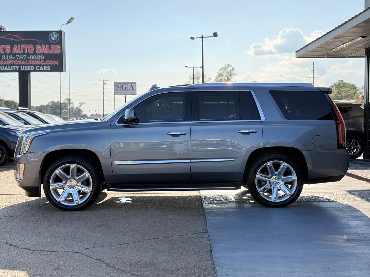 Cadillac Escalade photo 13