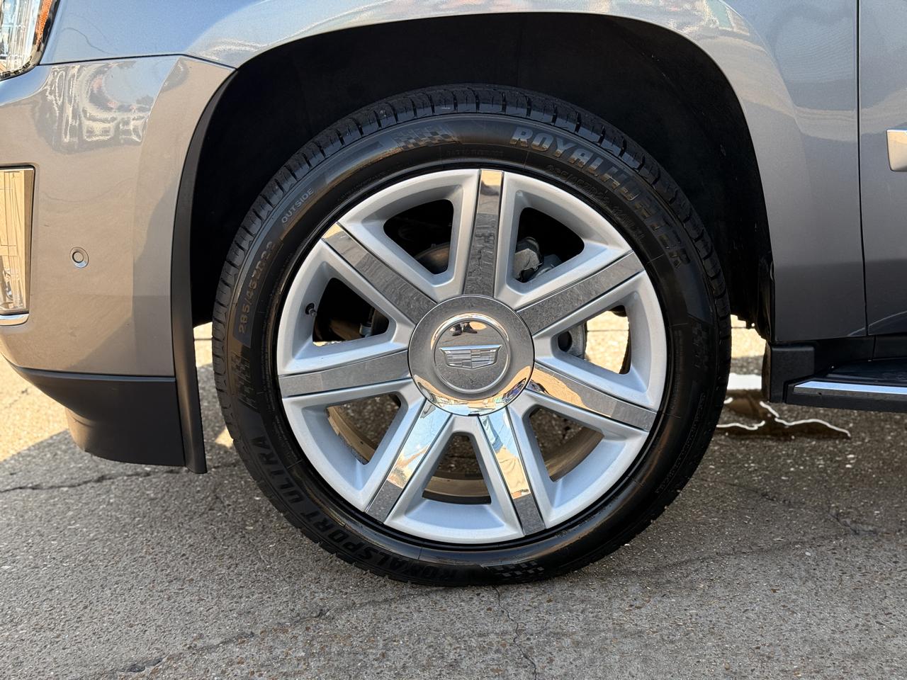 Cadillac Escalade photo 15