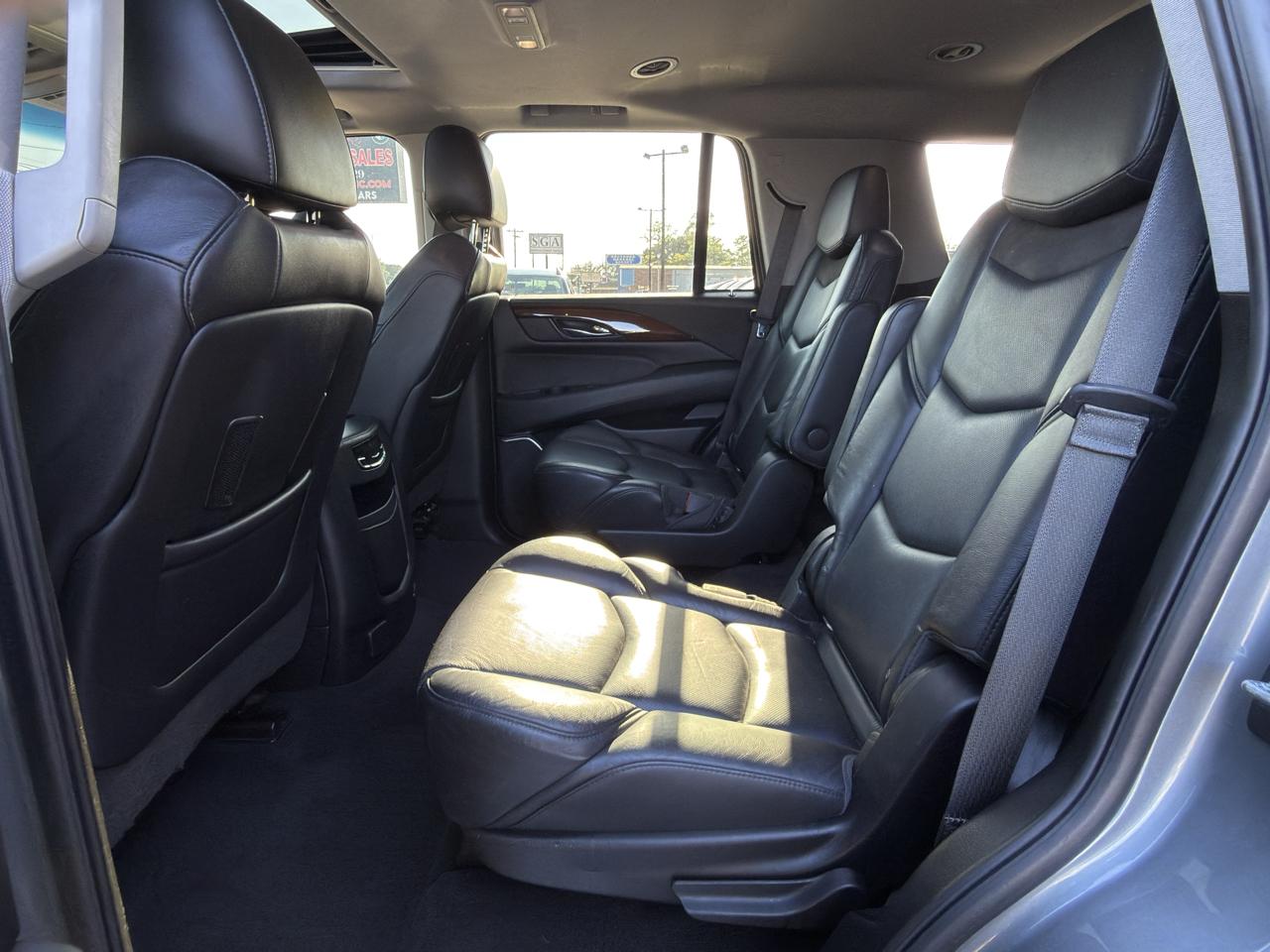 Cadillac Escalade photo 32
