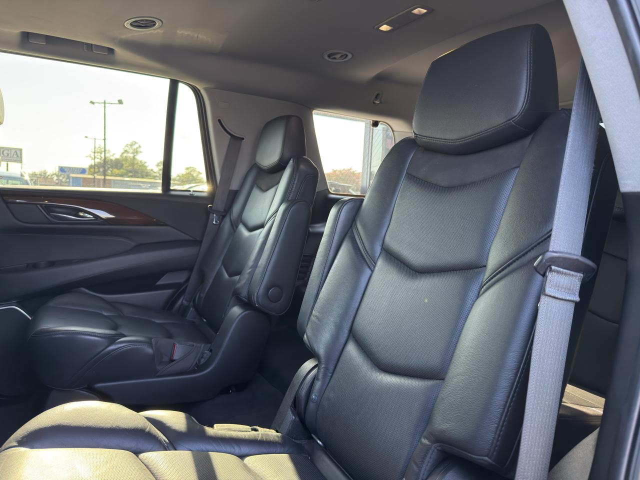 Cadillac Escalade photo 34