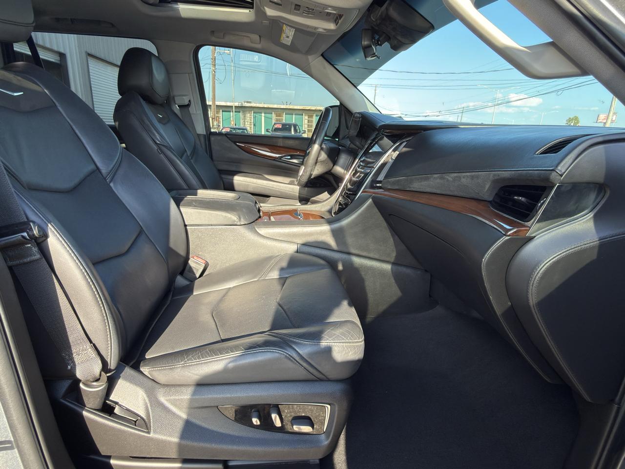 Cadillac Escalade photo 48