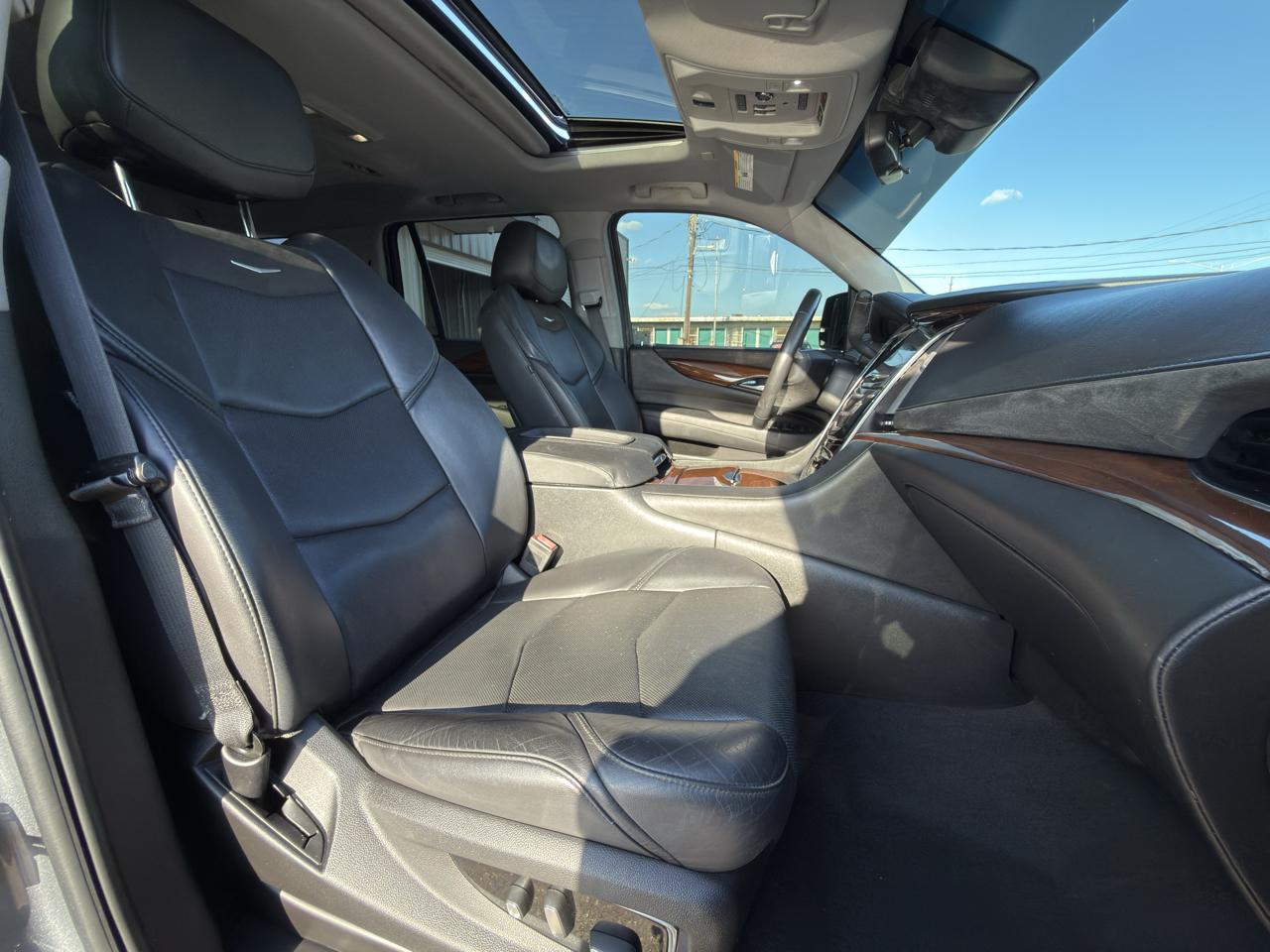 Cadillac Escalade photo 51