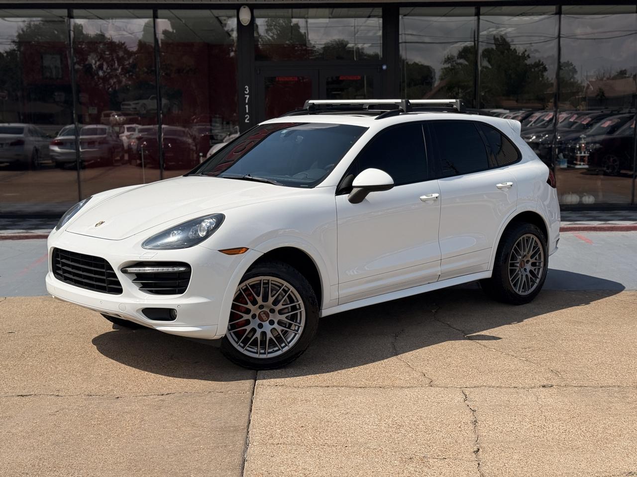 Porsche Cayenne GTS 2014