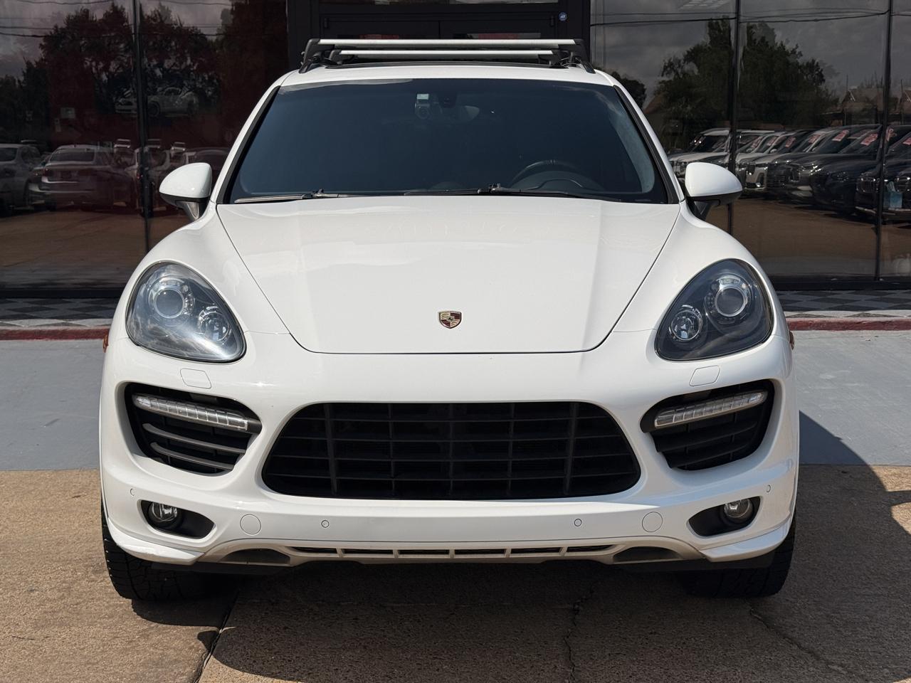 Porsche Cayenne GTS 2014