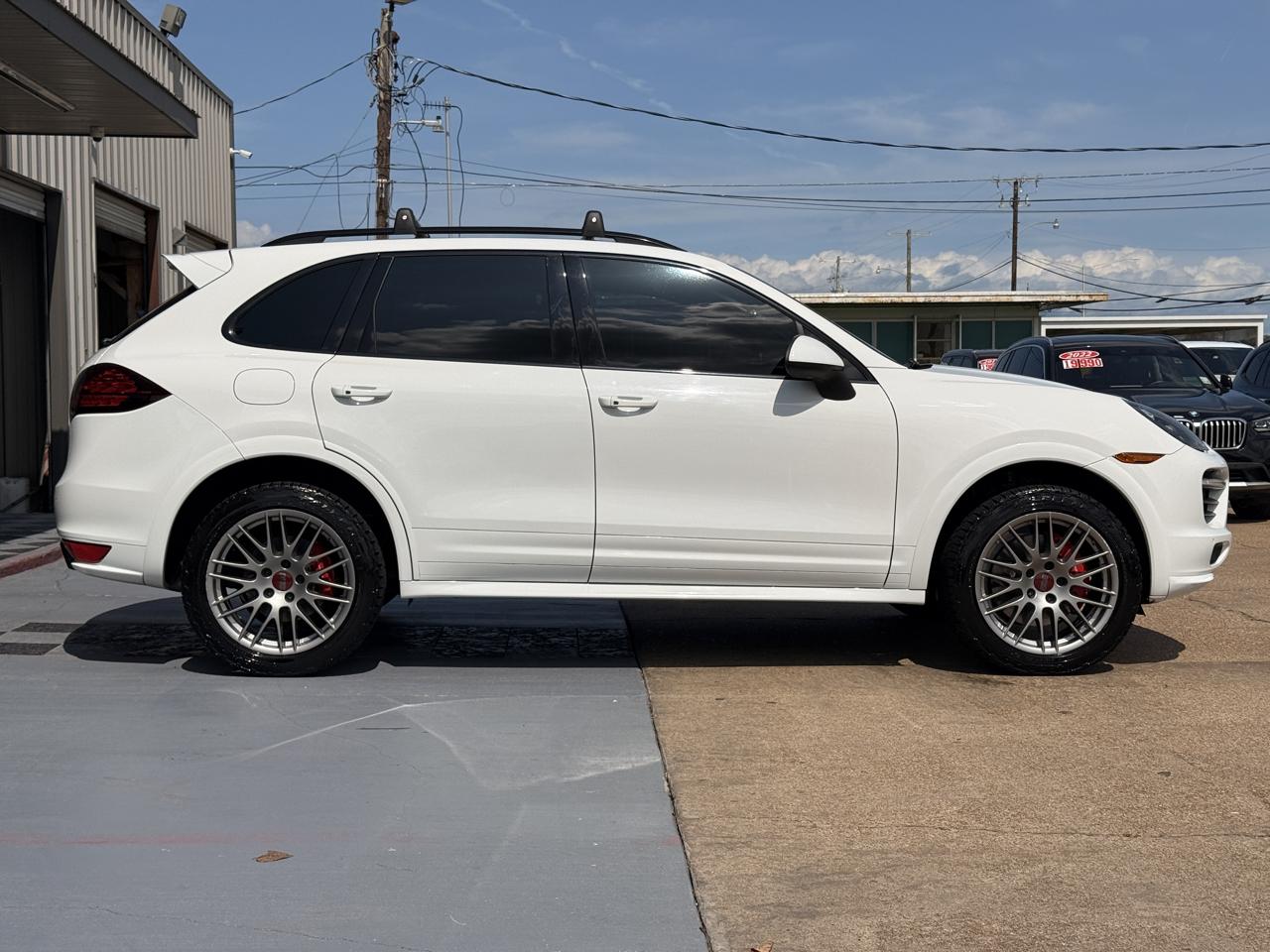 Porsche Cayenne GTS 2014