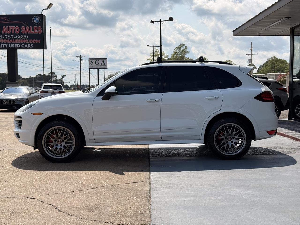 Porsche Cayenne GTS 2014