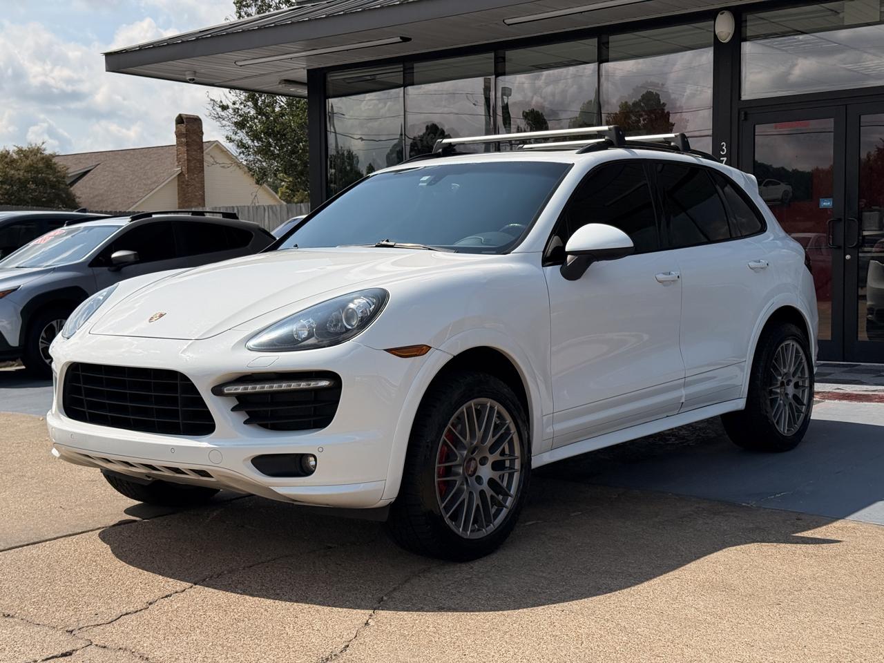 Porsche Cayenne GTS 2014