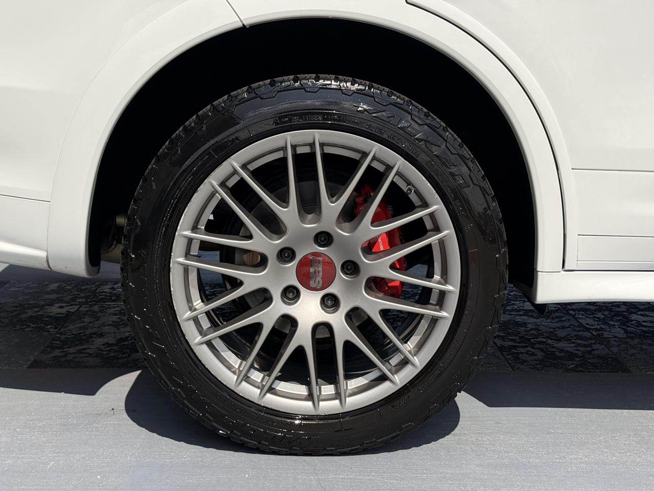 Porsche Cayenne GTS 2014