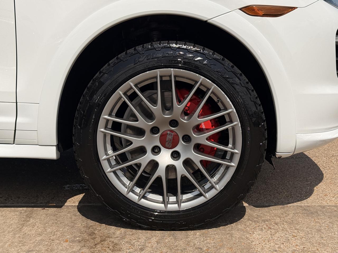 Porsche Cayenne GTS 2014
