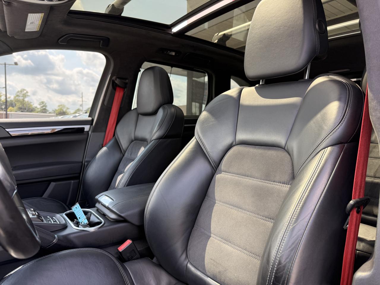 Porsche Cayenne GTS 2014