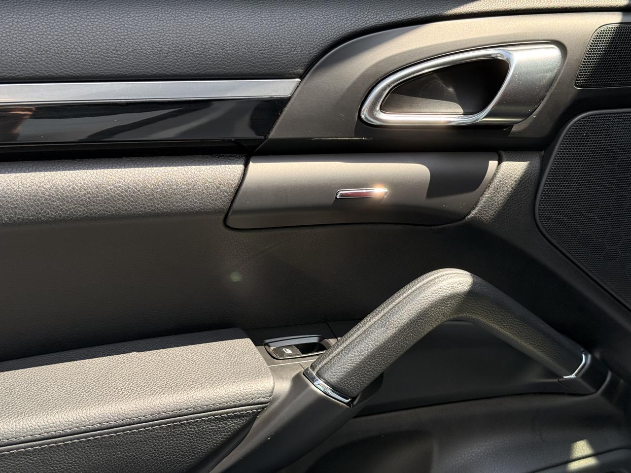 Porsche Cayenne GTS 2014