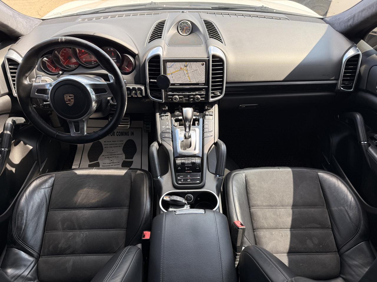 Porsche Cayenne GTS 2014