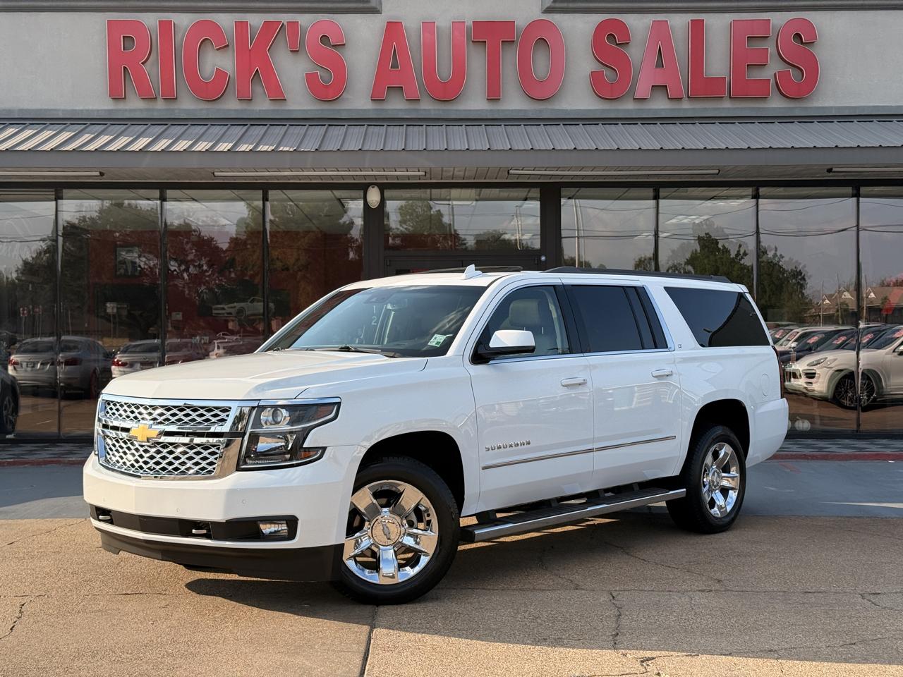 2017 Chevrolet Suburban LT 2WD