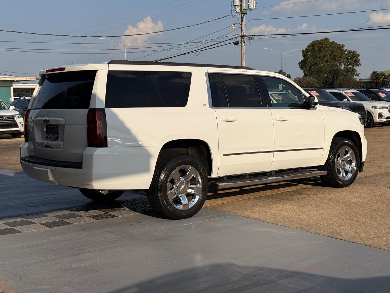 Chevrolet Suburban LT 2WD 2017