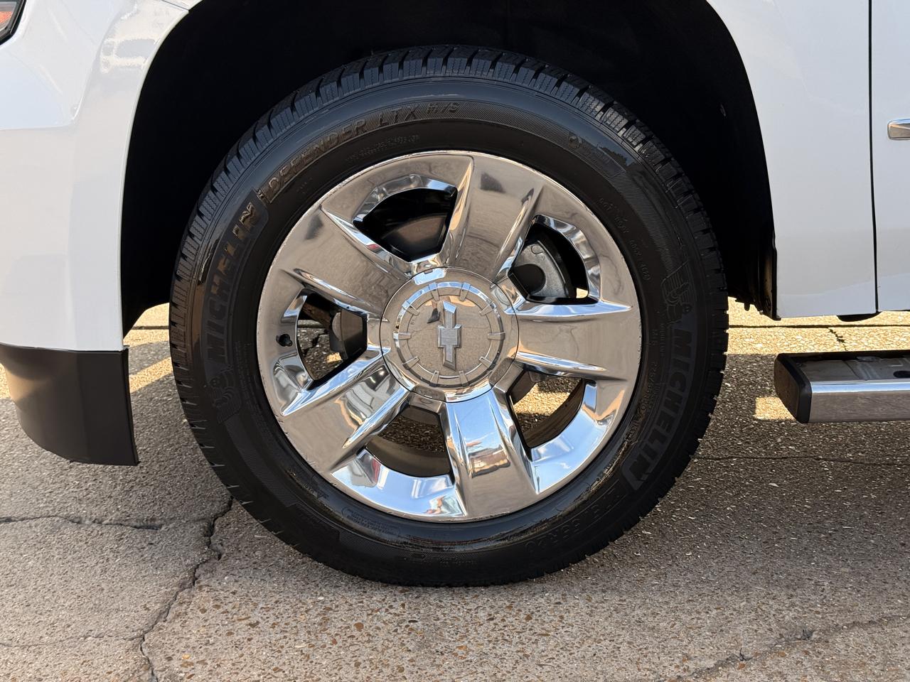 Chevrolet Suburban LT 2WD 2017