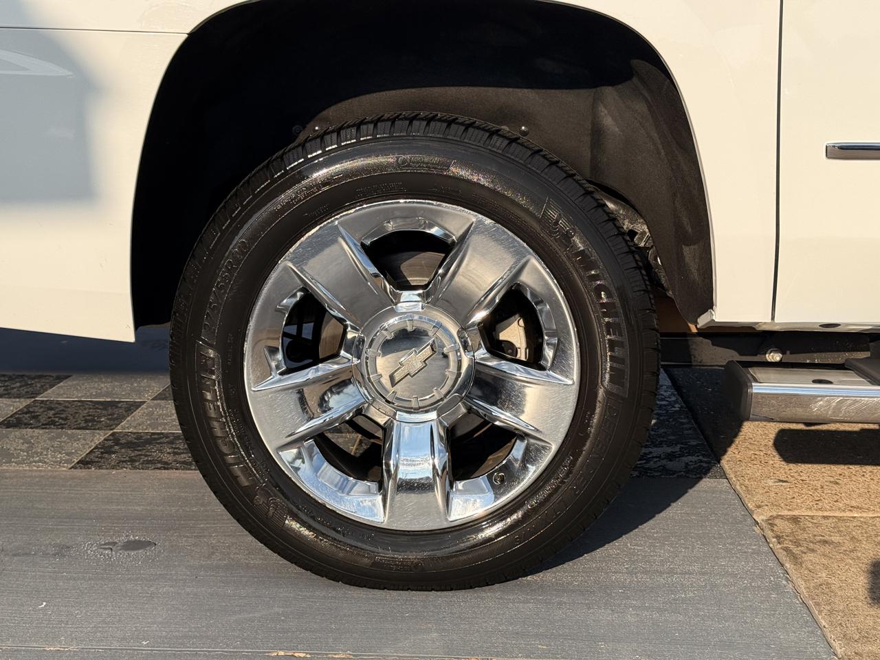 Chevrolet Suburban LT 2WD 2017