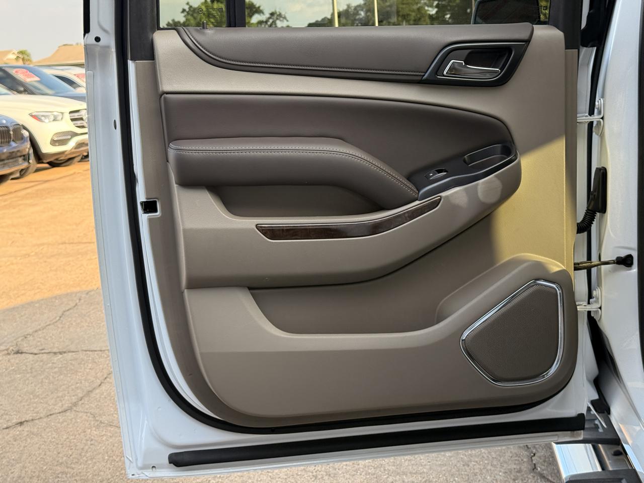 Chevrolet Suburban LT 2WD 2017